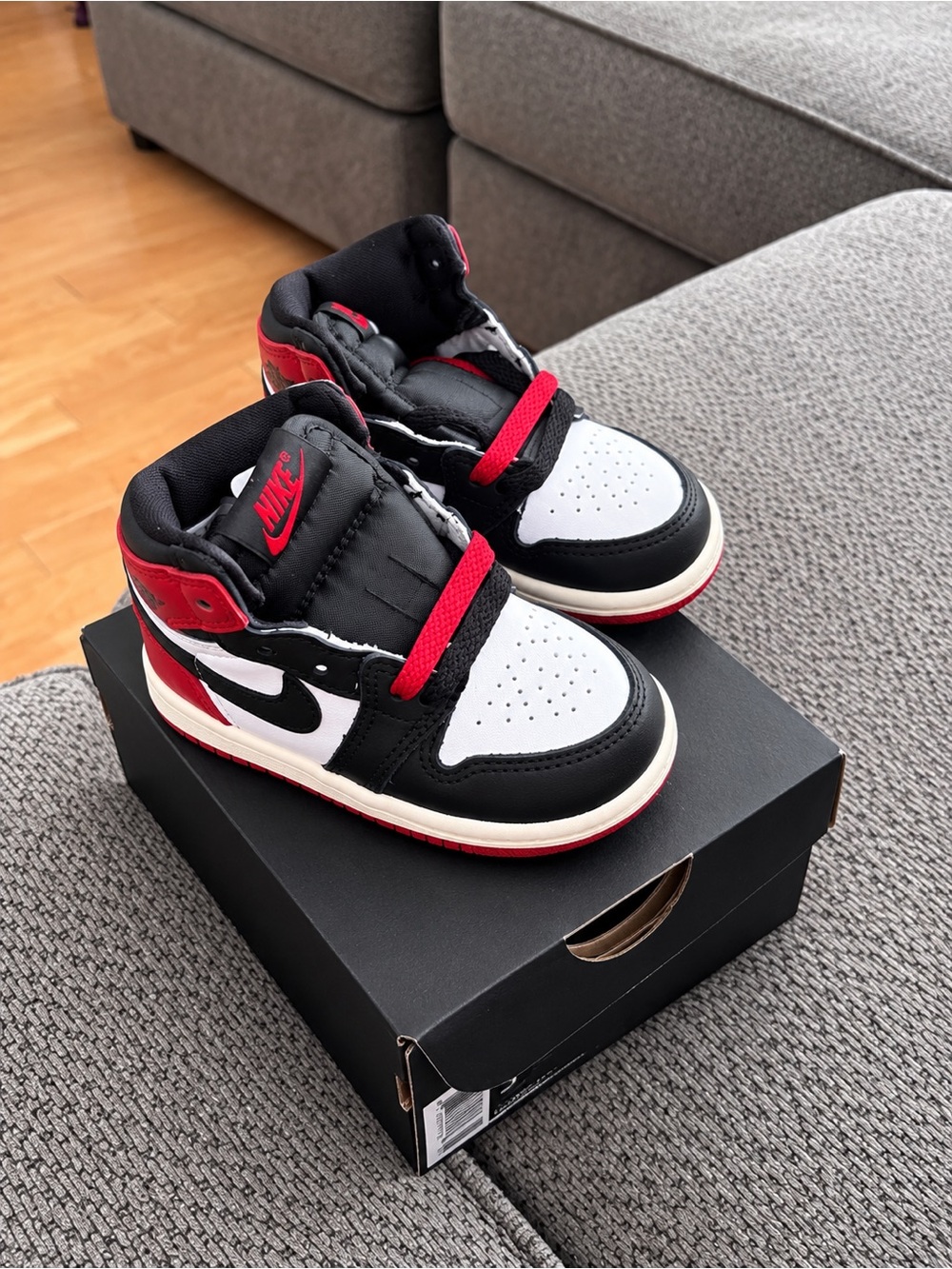 Nike Air Jordan 1 Retro High OG Black Toe Reimagined Toddler 4C NEW